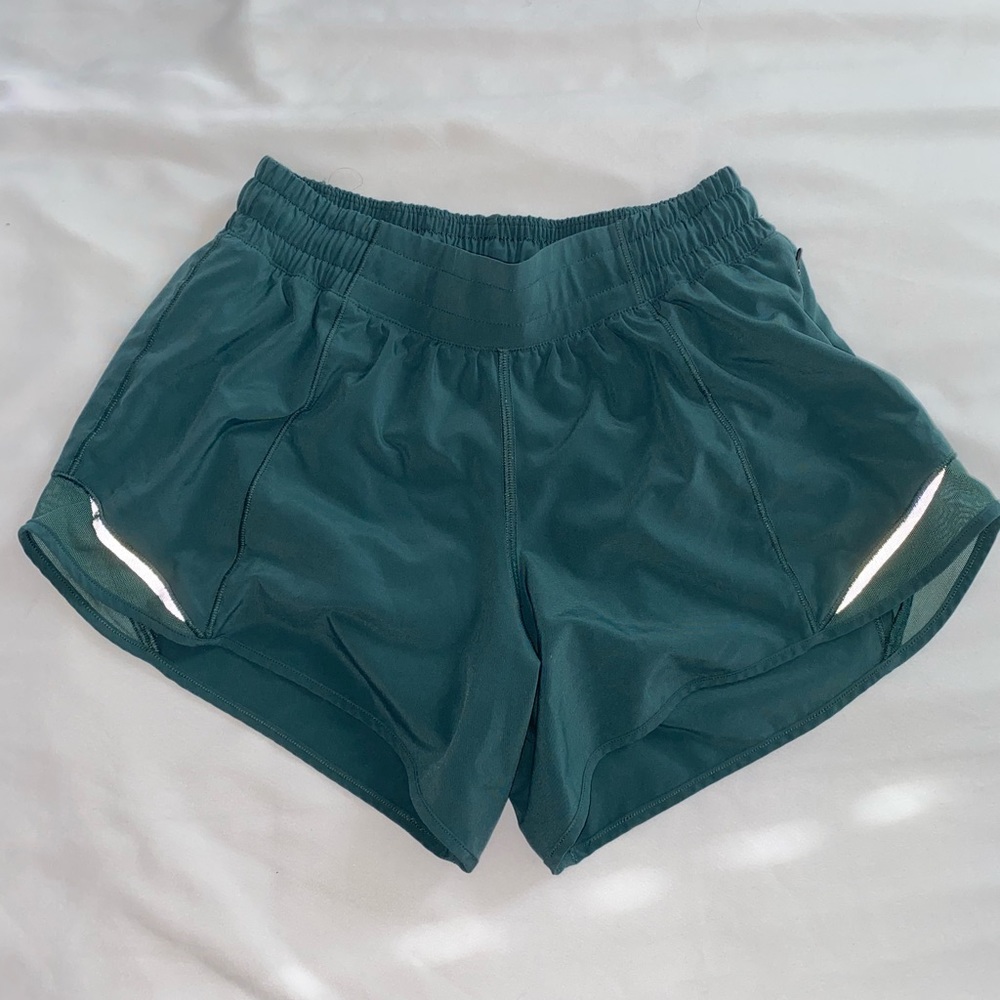 LULULEMON HOTTY HOT SHORTS LOW-RISE TALL